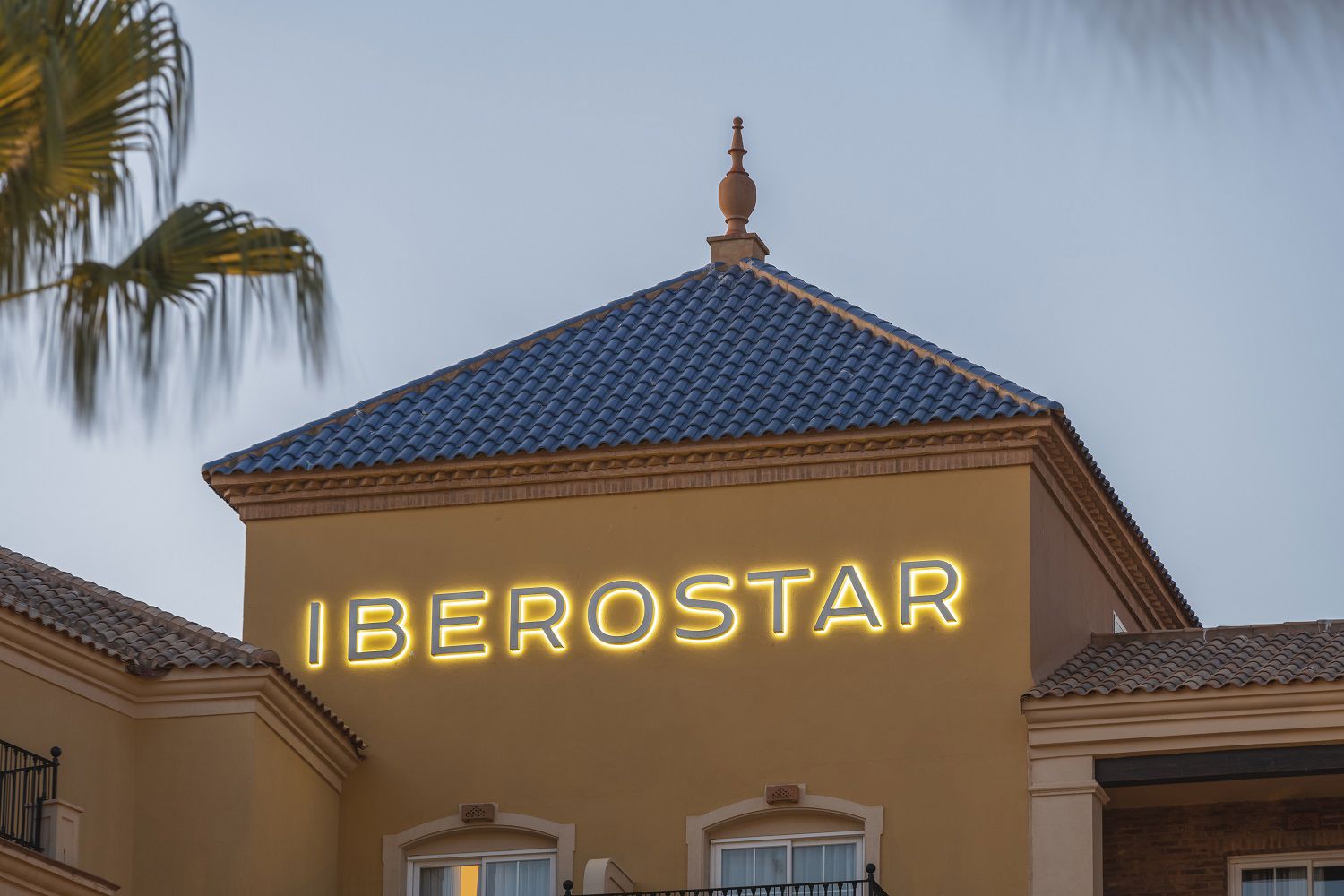 Fly & Go Iberostar Waves Malaga Playa