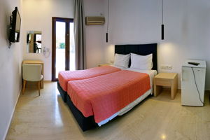 Fly & Go Pasiphae Hotel