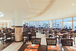 Sunrise Alma Bay Resort Heliodoro restaurant