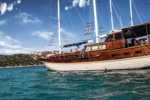 Blue Cruise & Toloman Hotel