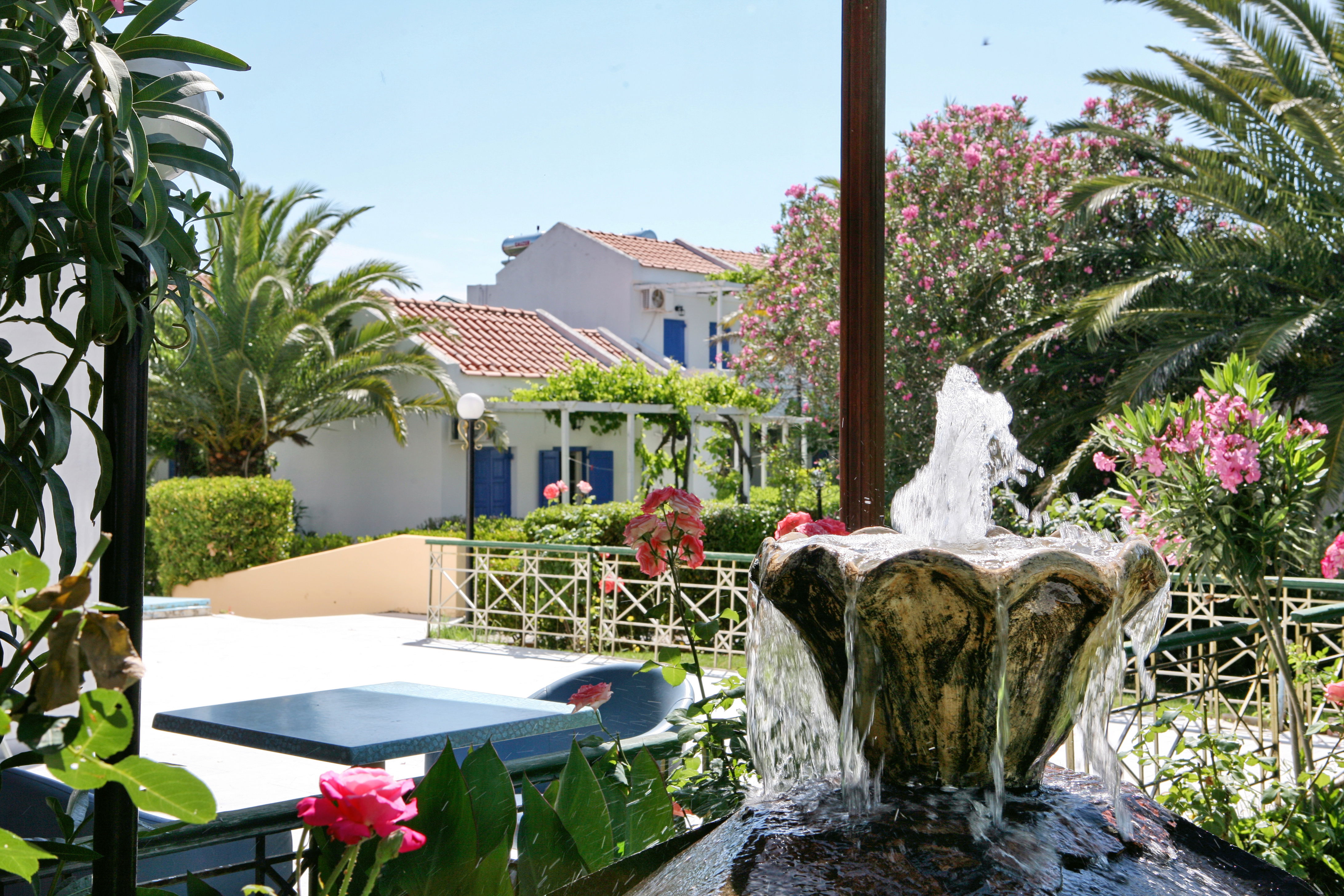 Fly & Go Aegeon Hotel