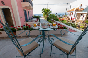 Fly & Go Michaelia Hotel