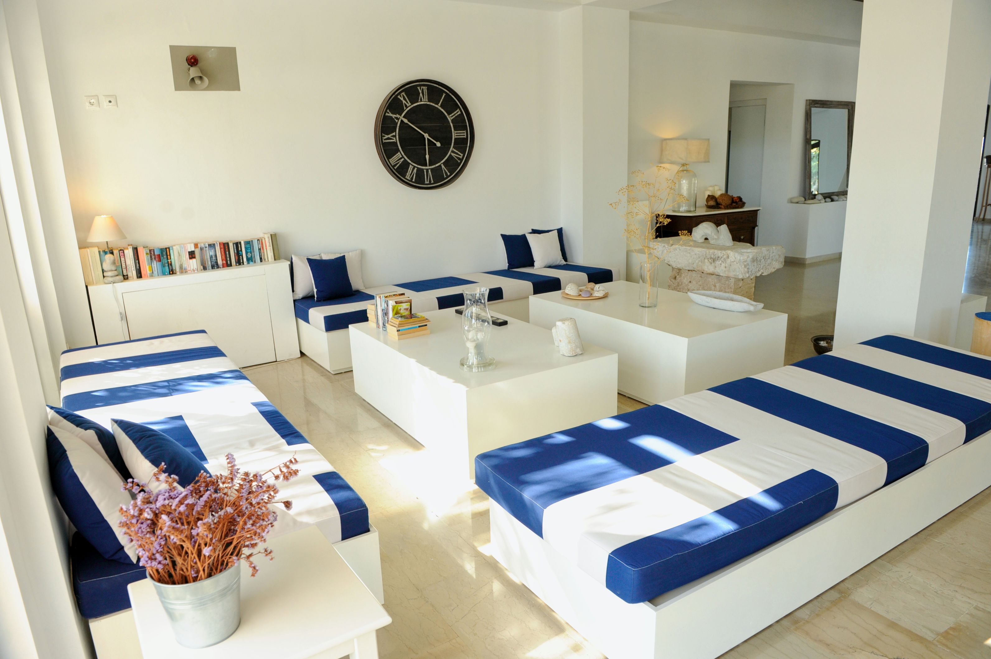 Fly & Go Apollon Hotel
