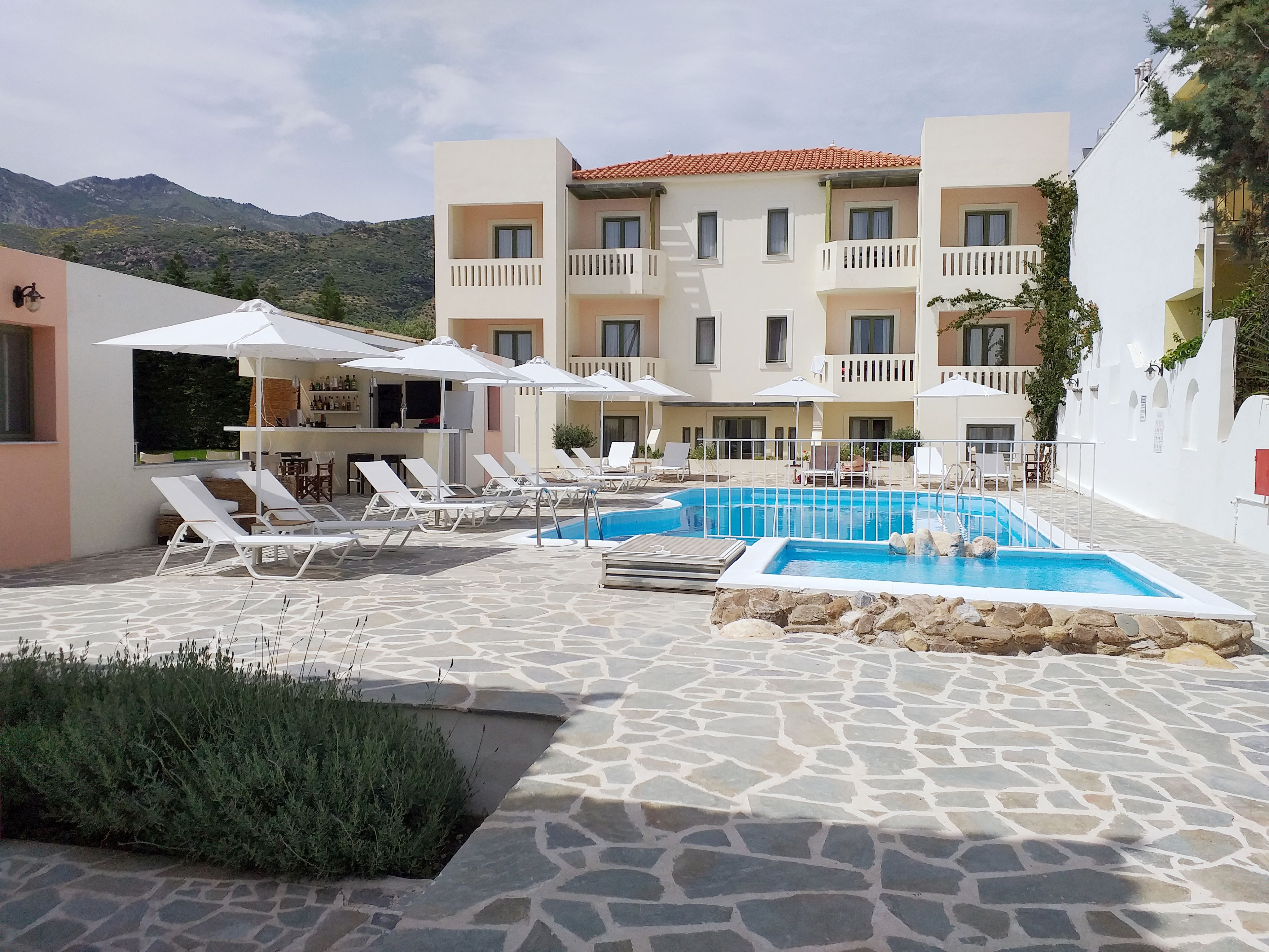 Fly & Go Aphrodite Samos Suites
