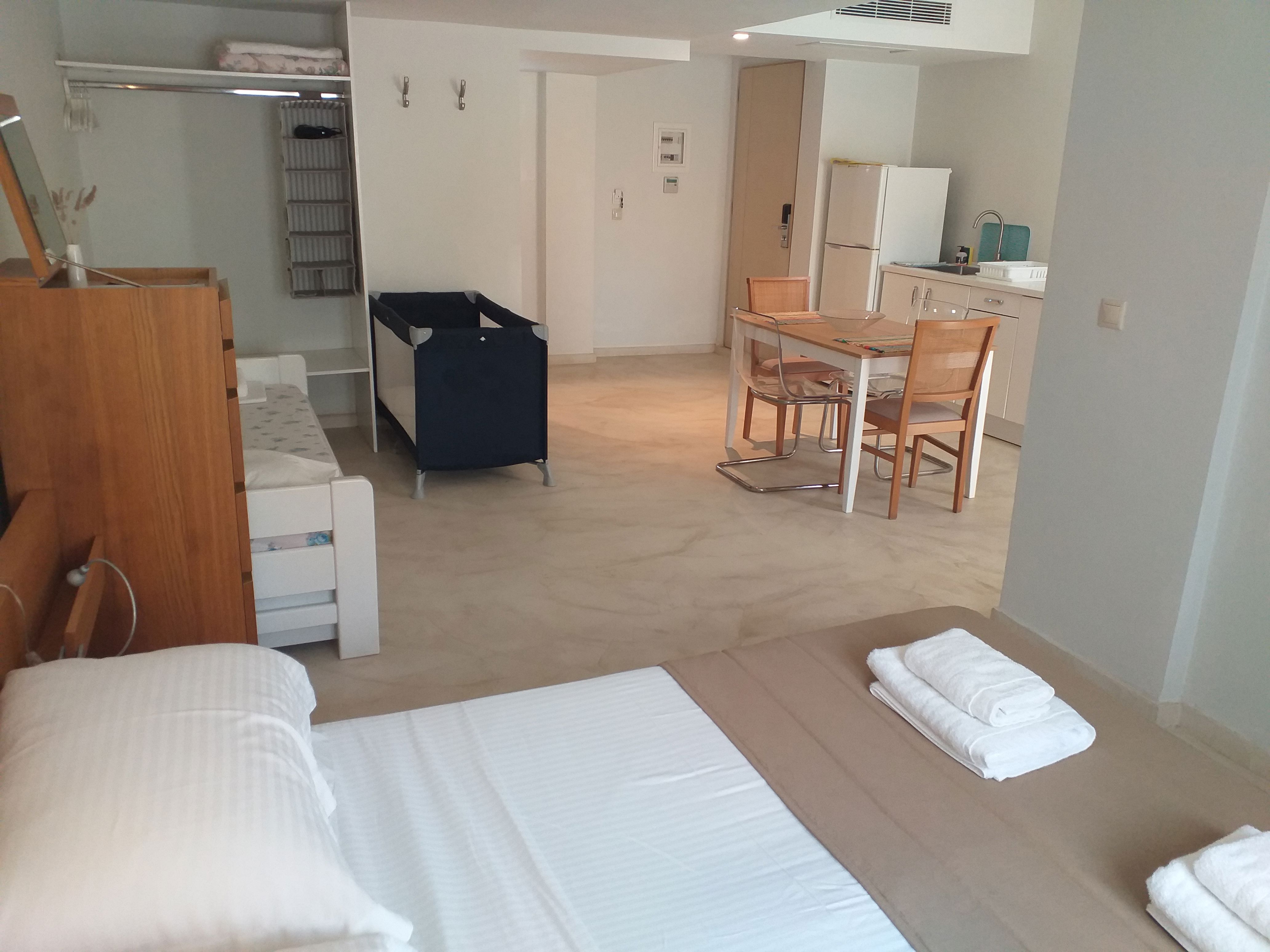 Fly & Go Aphrodite Samos Suites