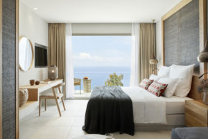 Fly & Go Elix, Mar-Bella Collection