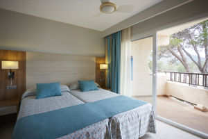 Fly & Go Invisa Figueral Resort