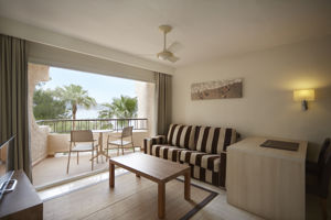 Fly & Go Invisa Figueral Resort