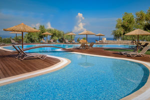 Fly & Go Elegance Luxury Suites