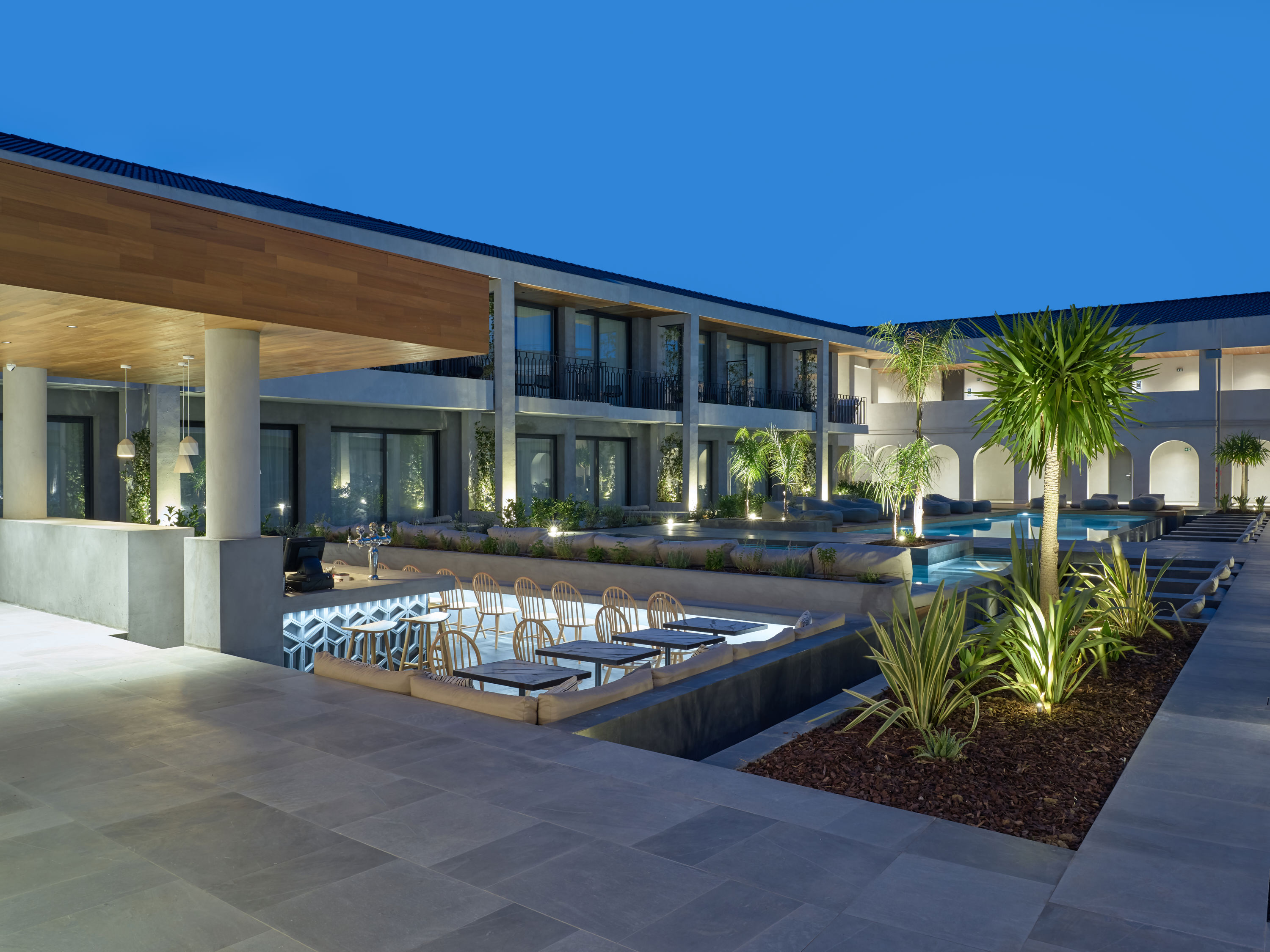 Fly & Go Contessina Suites