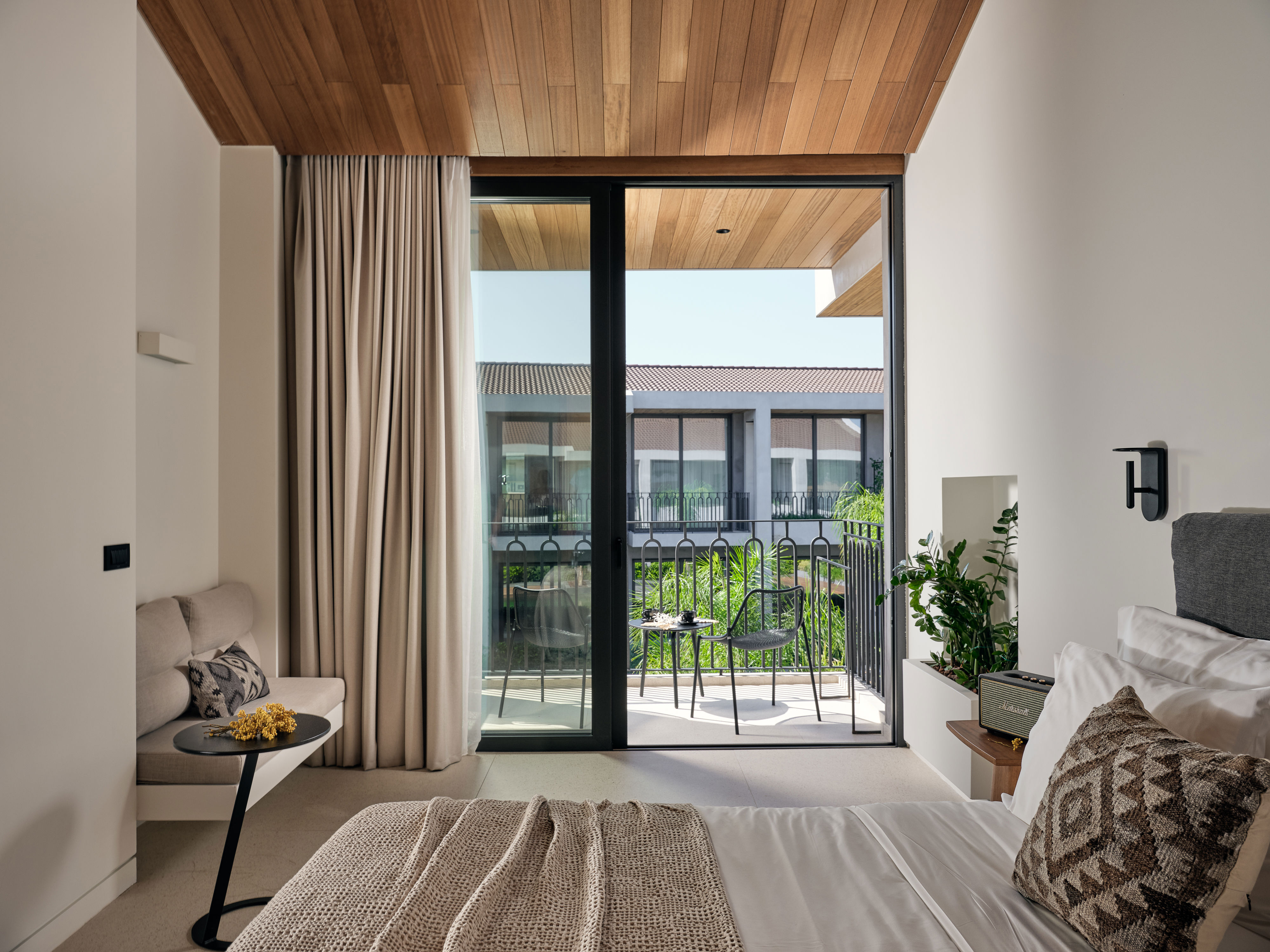 Fly & Go Contessina Suites