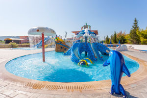 Fly & Go Alykanas Village