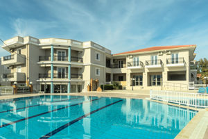 Fly & Go Karras Hotel