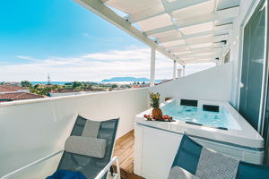 Woonvoorbeeld Superior suite met prive bubbelbad