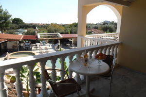 Fly & Go Helena Appartementen