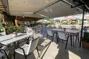 Fly & Go Helena Appartementen