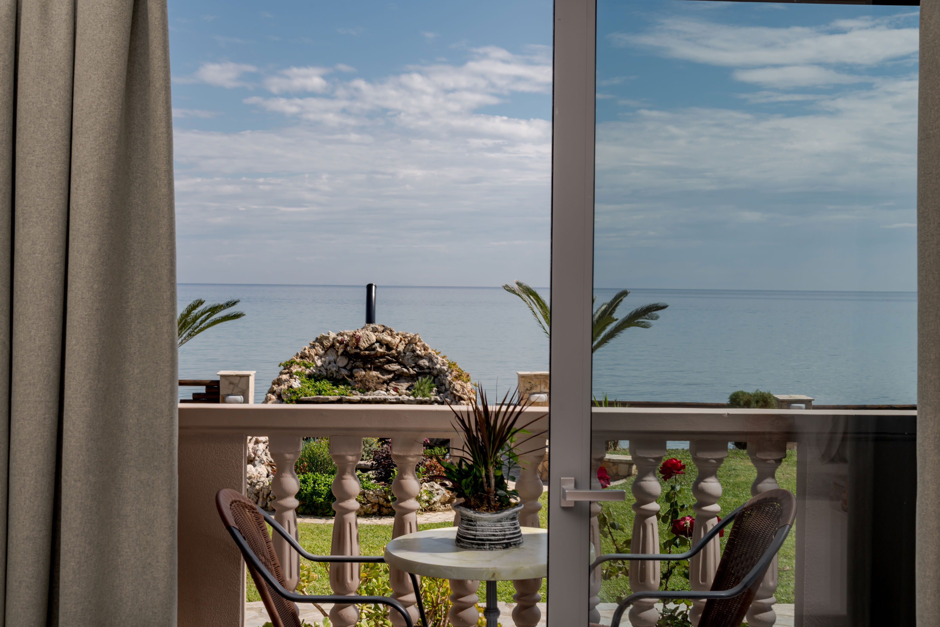 Fly & Go Anemona Beach