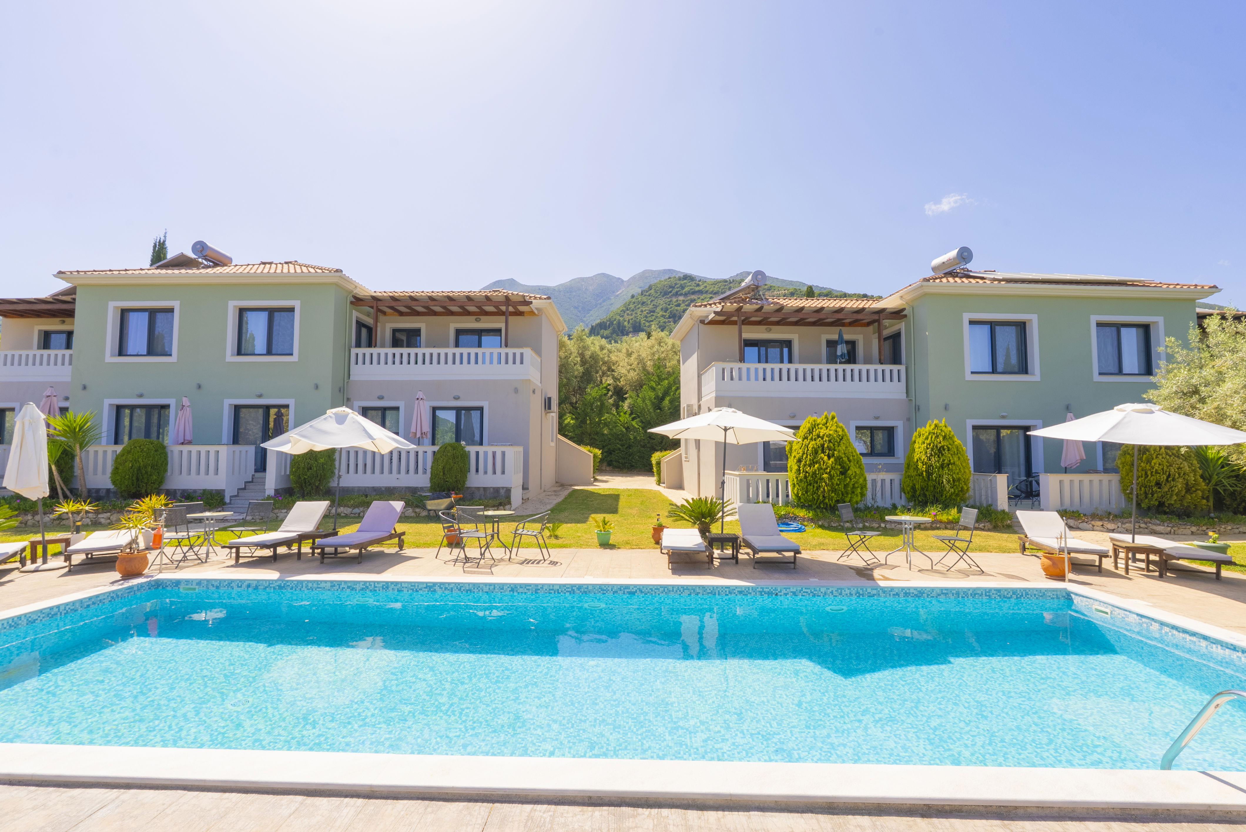Fly & Go Golden Sun Villas