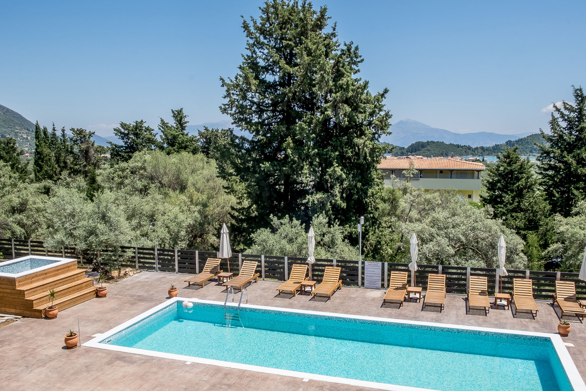 Fly & Go Golden Sun Villas