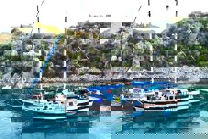 Blue Cruise & Villa Nergiz Apart