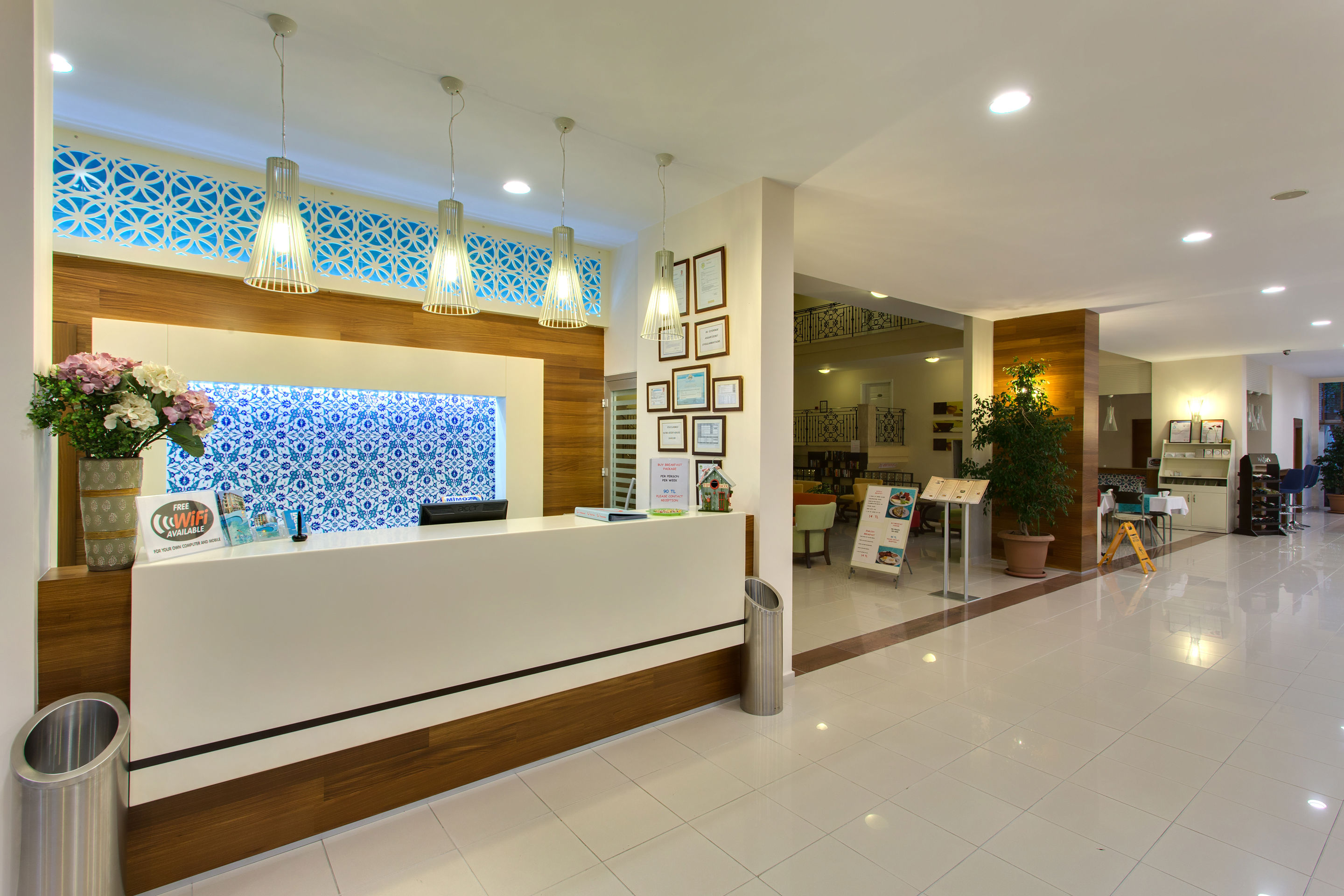 Fly & Go Novella Apart Hotel
