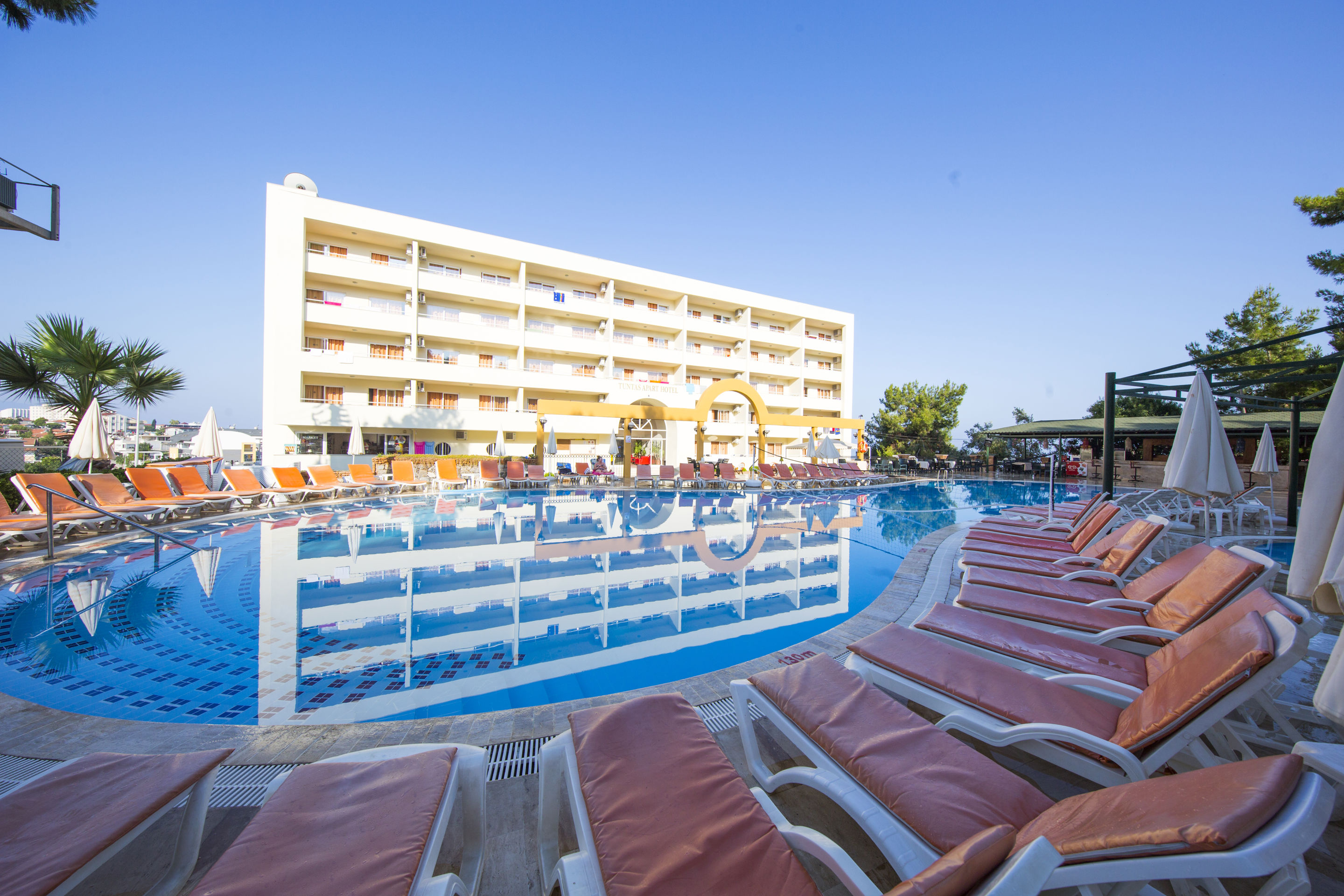Fly & Go Tuntas Family Suites