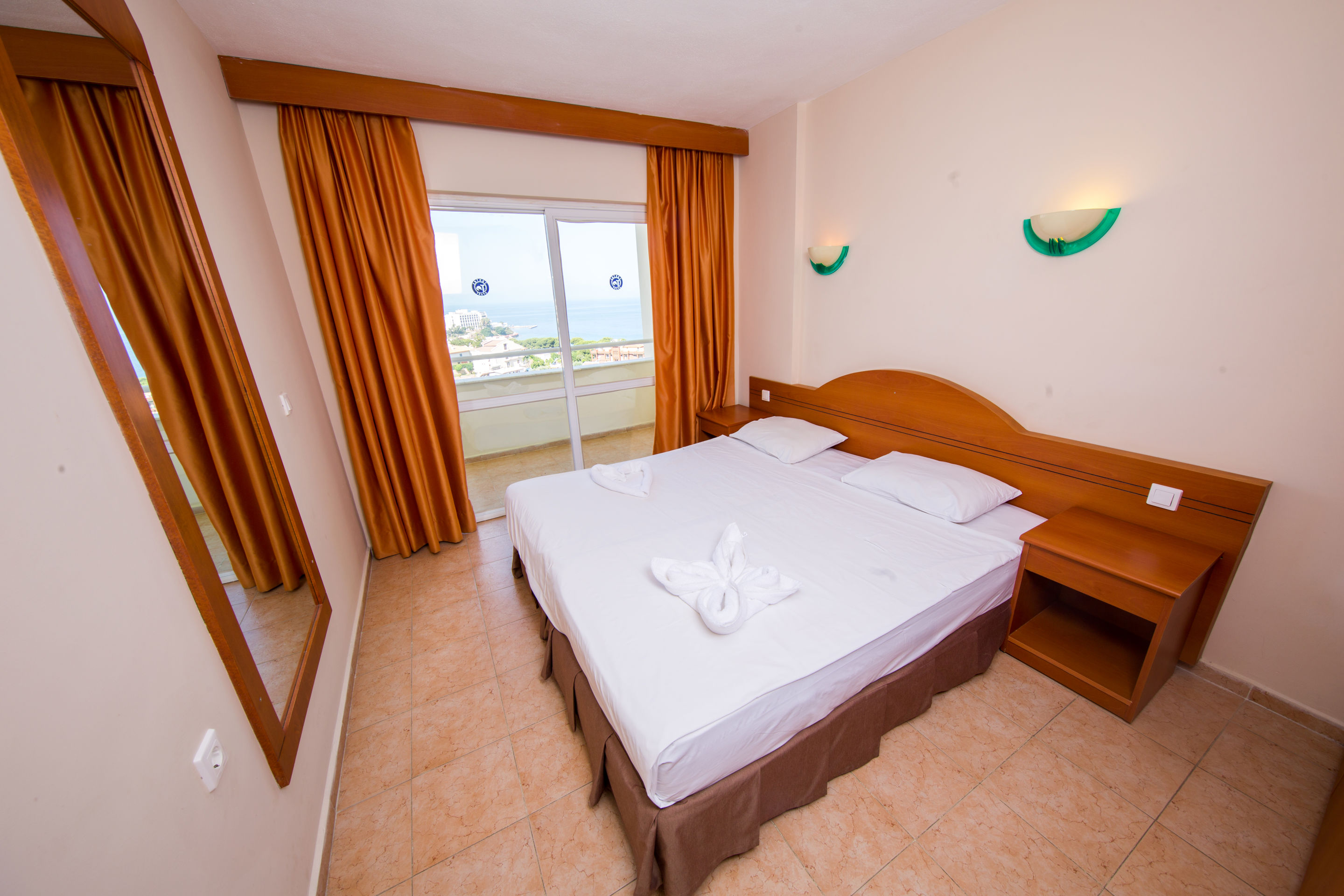 Fly & Go Tuntas Family Suites