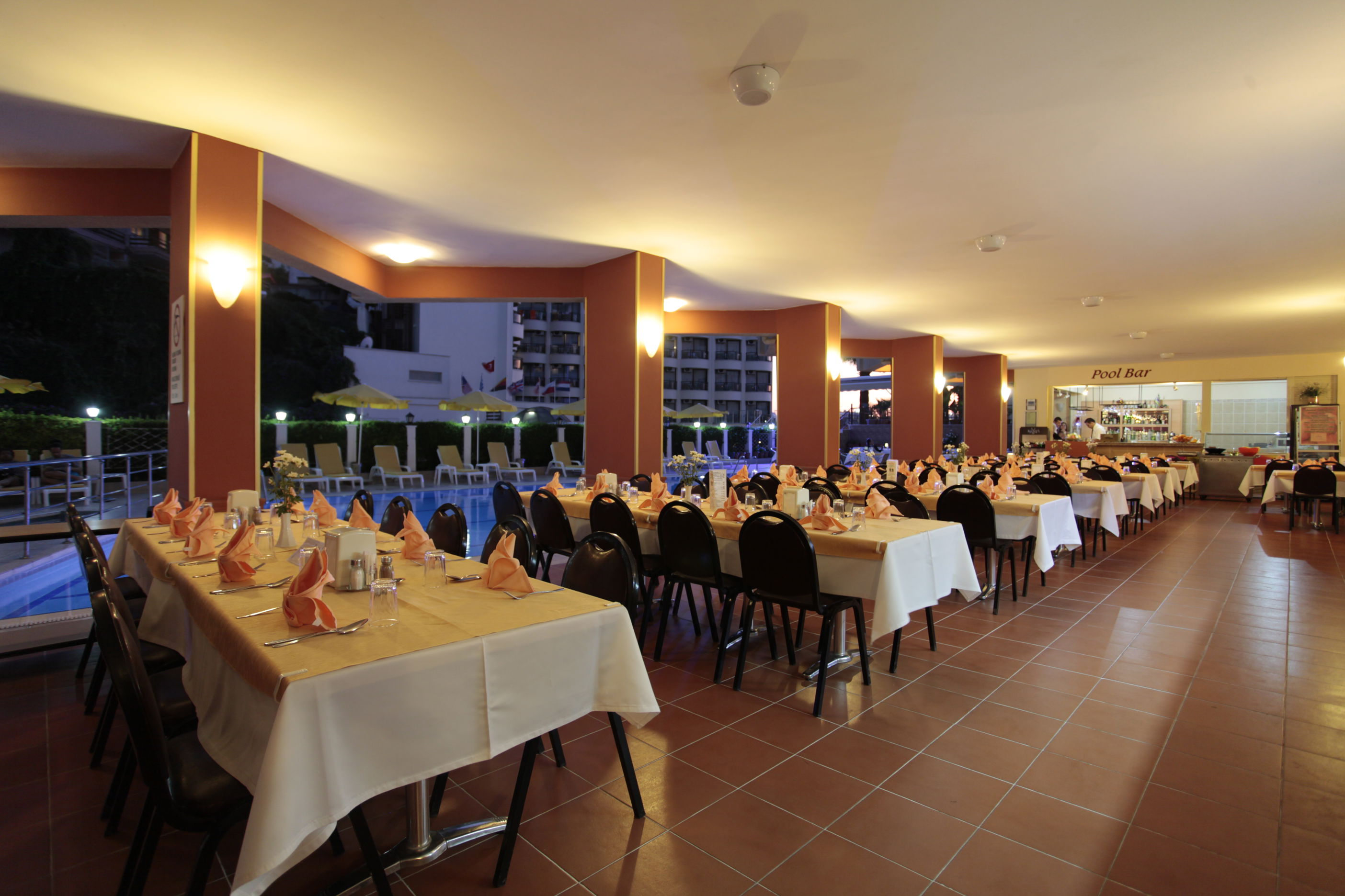 Fly & Go Palm Hotel