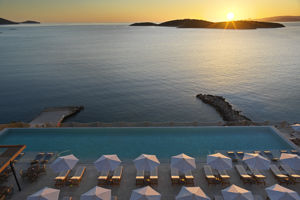 Fly & Go NIKO Seaside Resort MGallery