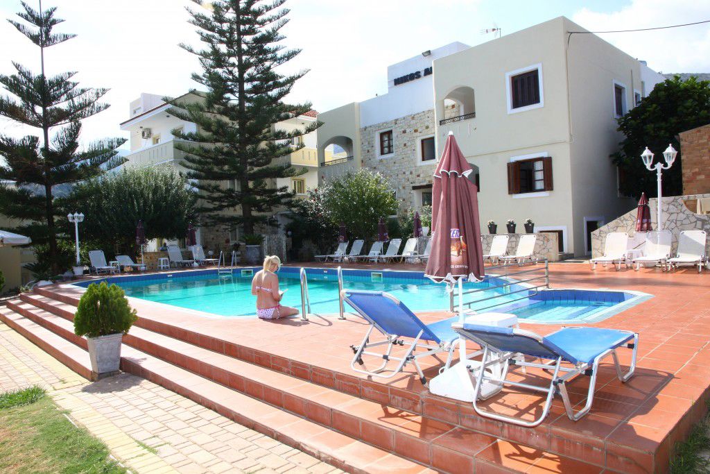 nikos-apartments-stalis