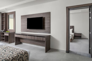 familiekamer connected zwembadzicht