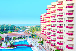 Fly & Go Grand Park Lara