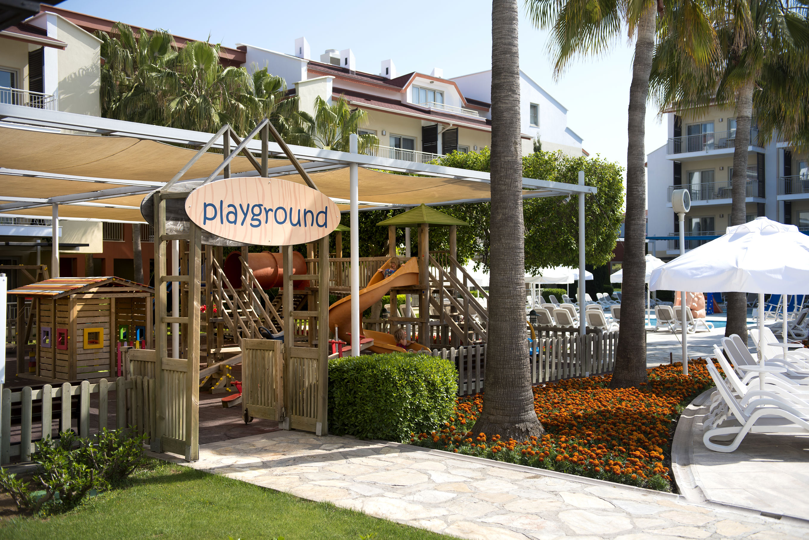 Fly & Go Barut B Suites
