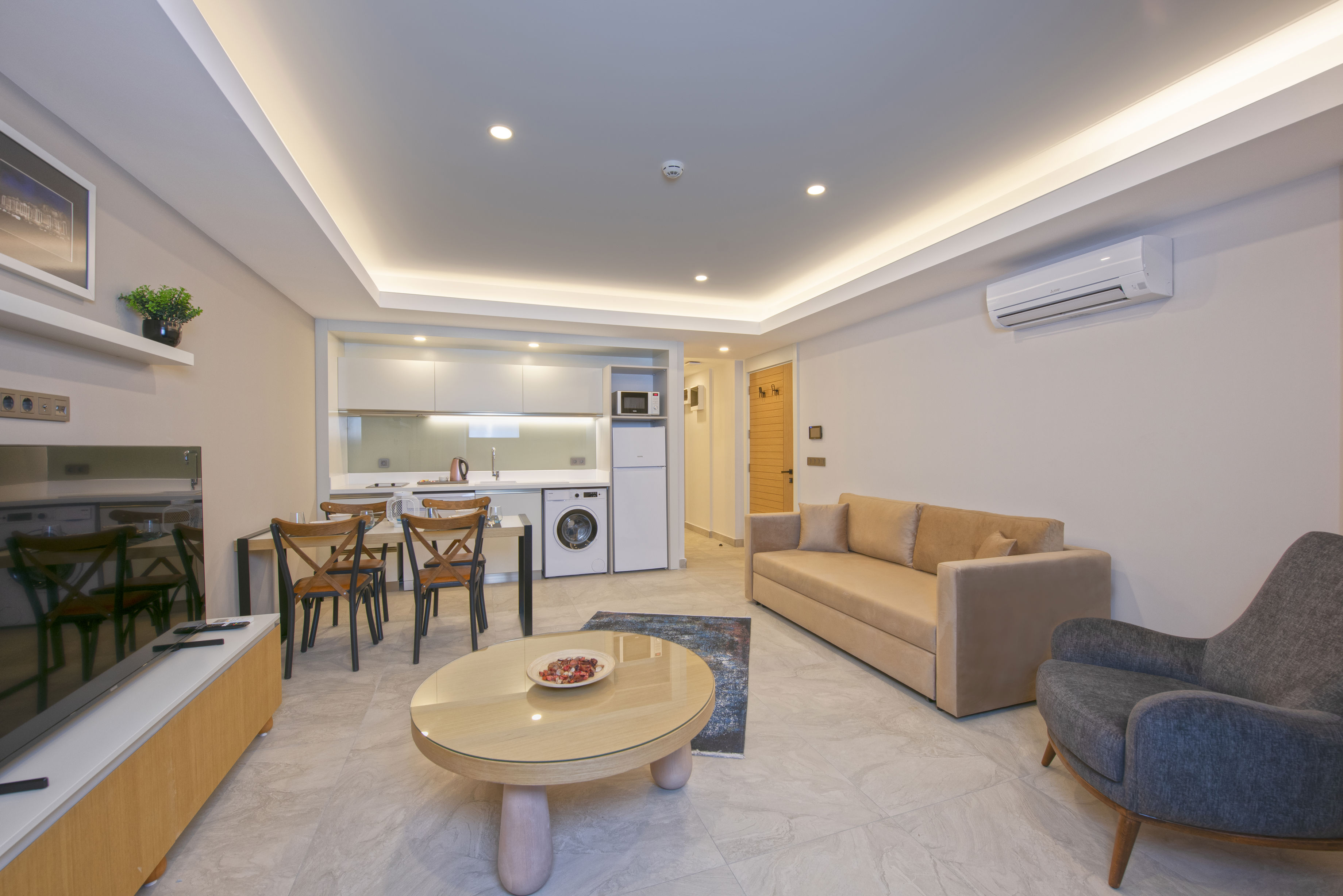Fly & Go A Suite Side