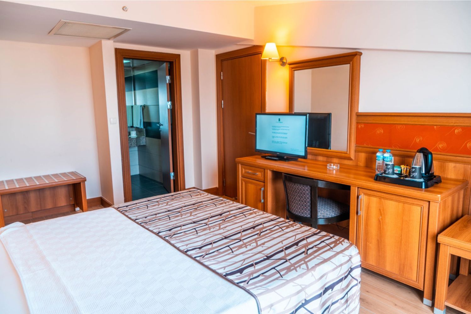 Fly & Go Green Nature Resort & Spa