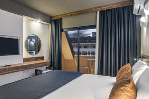 Fly & Go Kaia Coracesium