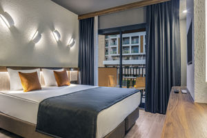 Fly & Go Kaia Coracesium