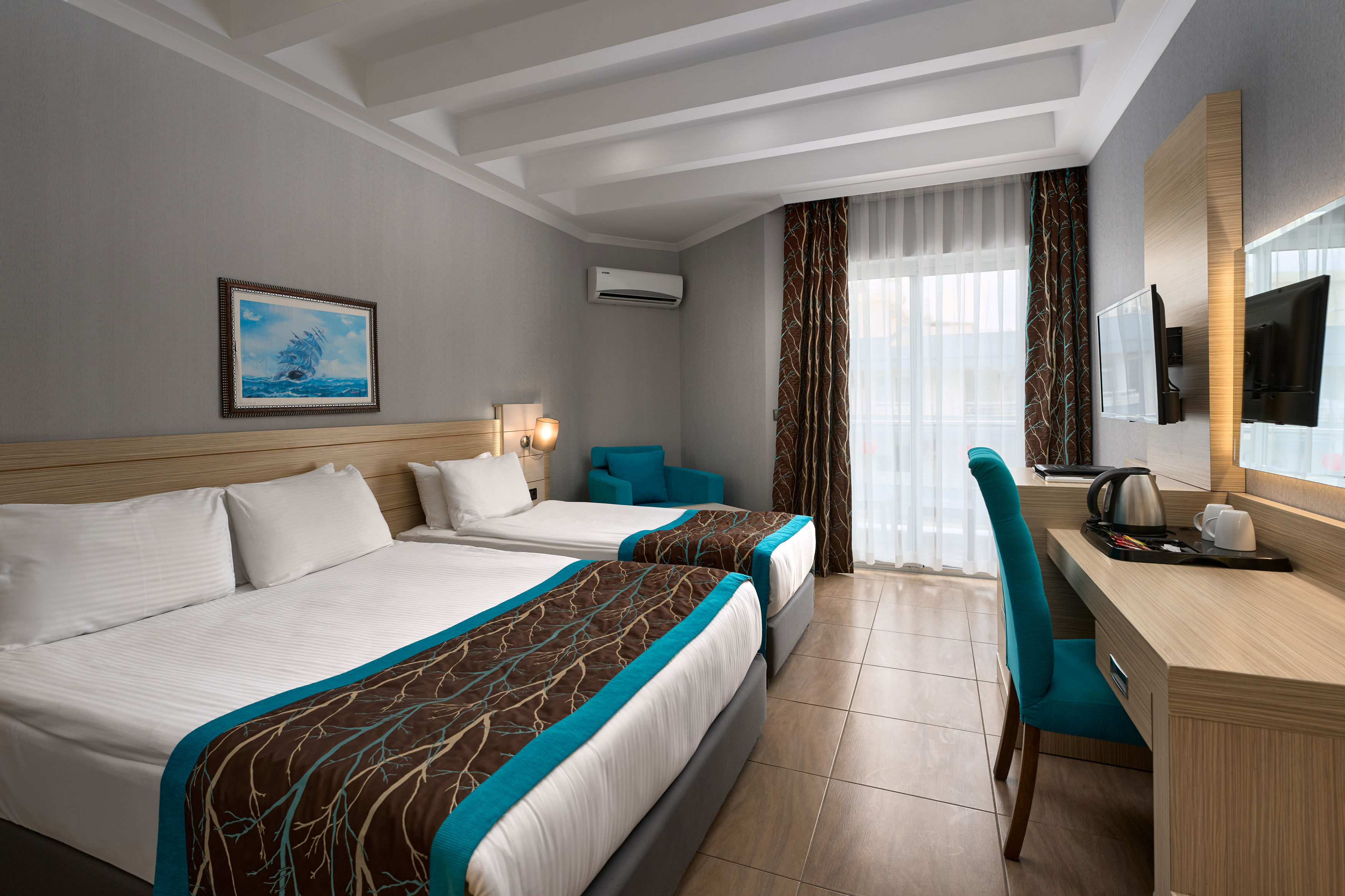 Fly & Go Kaila Beach Hotel