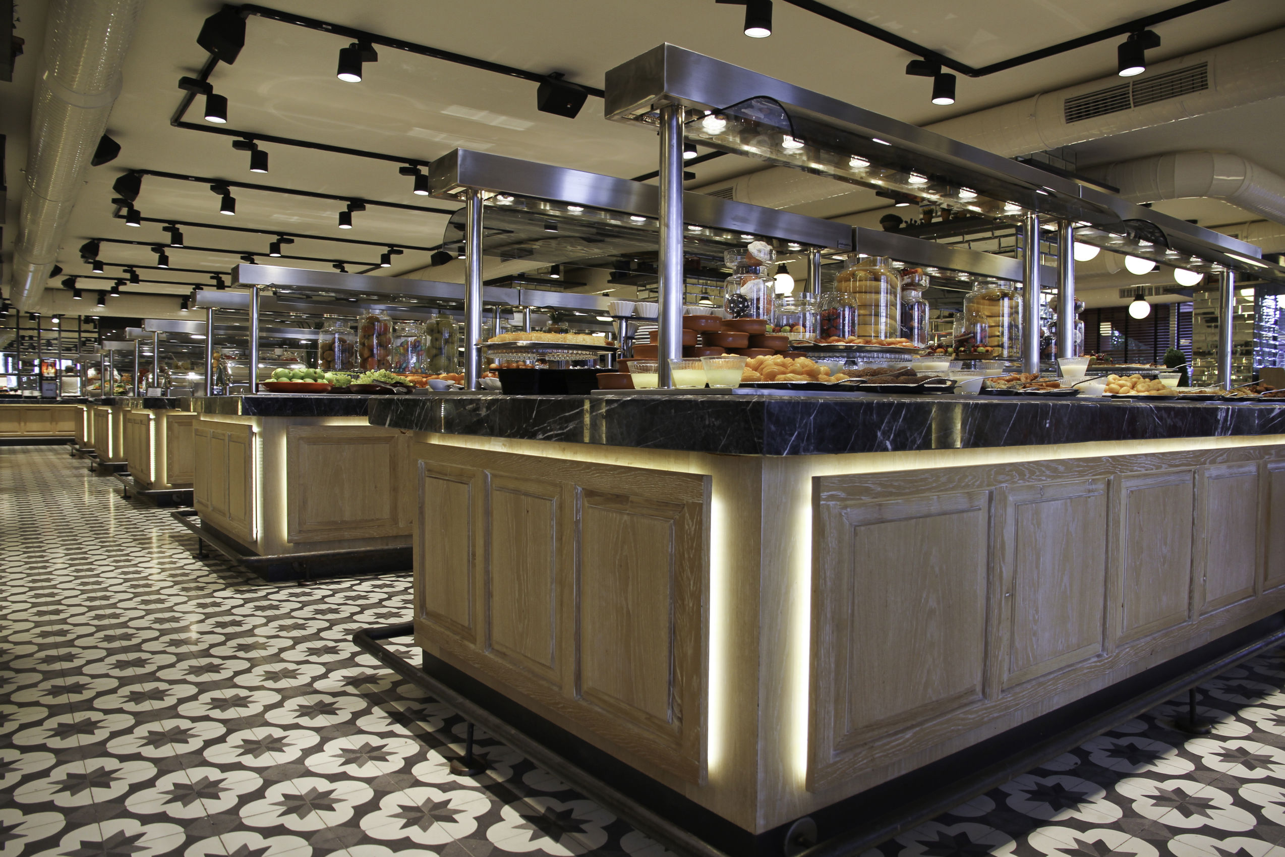 Fly & Go Elegance Hotel