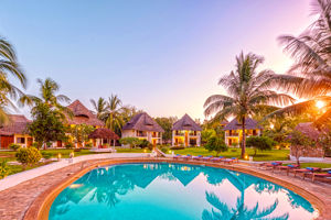 Filao Beach Zanzibar & optionele Mikumi Safari