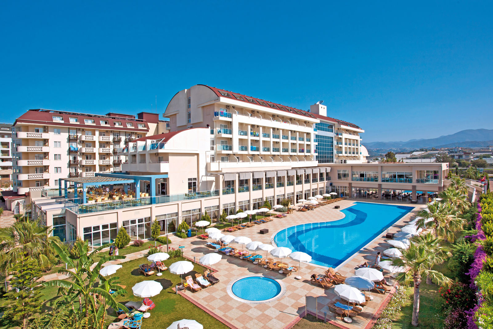 Excursiereis & Titan Select