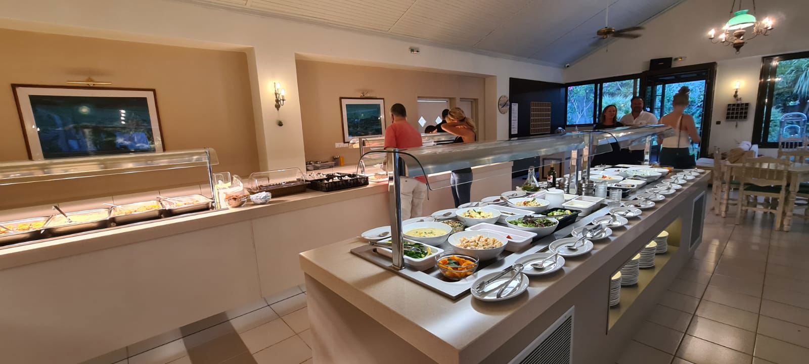 Fly & Go Konaki Hotel