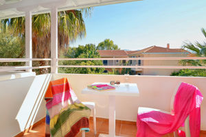 Fly & Go Konaki Hotel