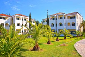 Fly & Go Konaki Hotel