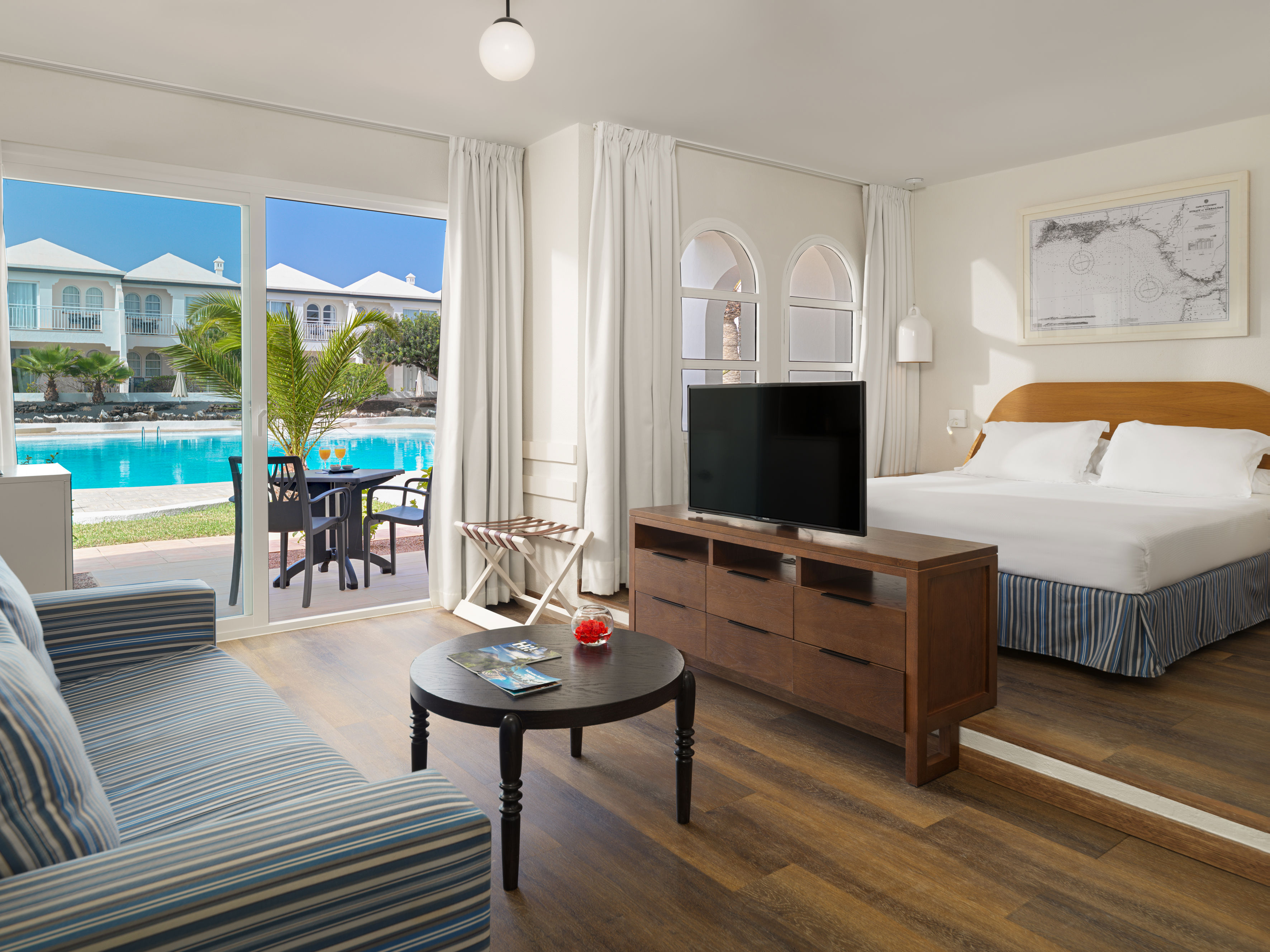 Fly & Go H10 Ocean Suites