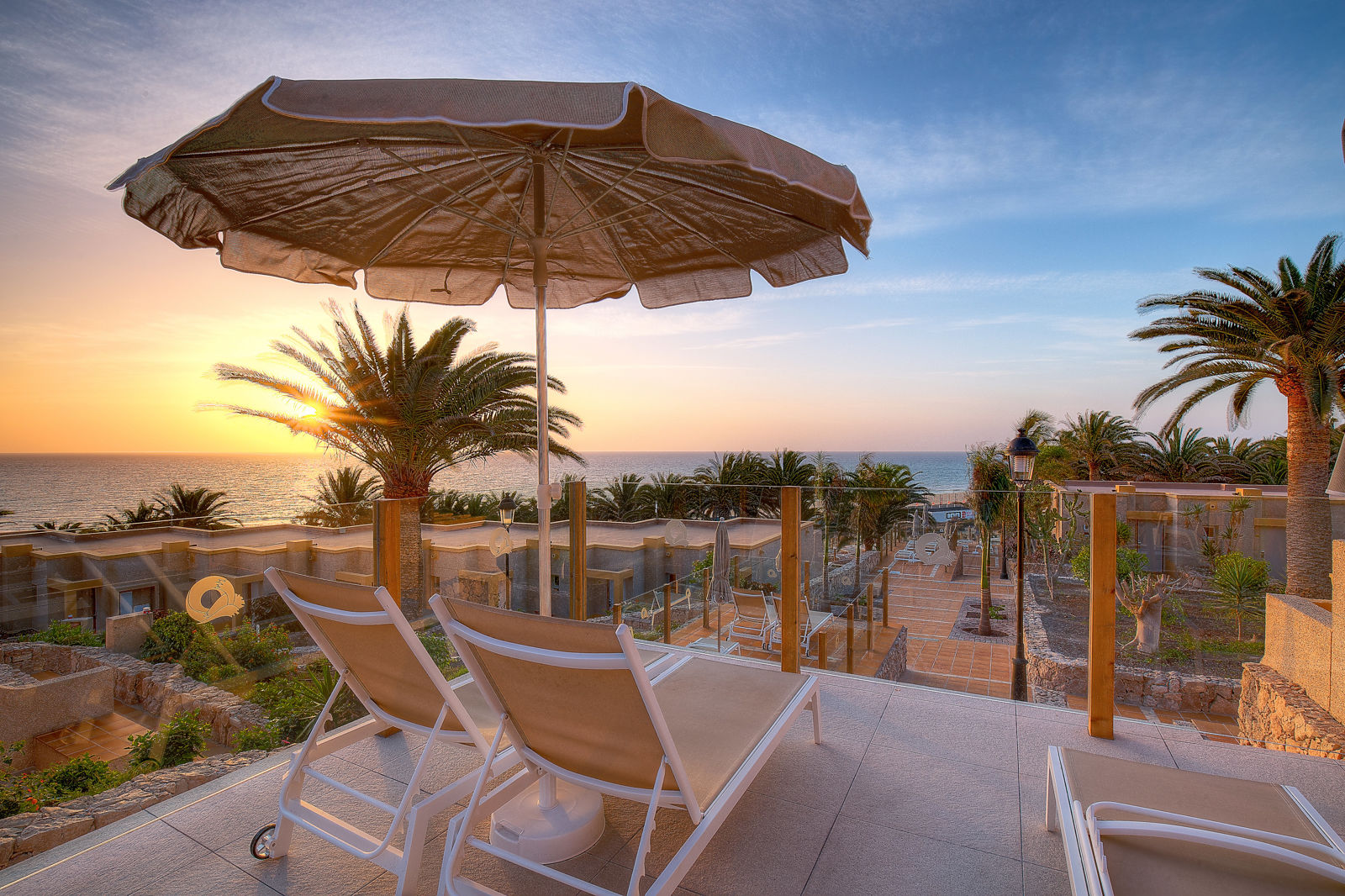 Fly & Go SBH Monica Beach