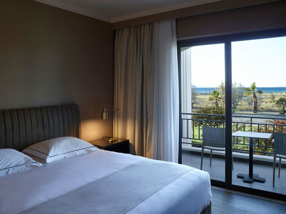 Fly & Go Pelagos Suites Hotel & Spa