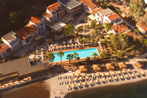 Excursiereis & Cook's Club Adakoy