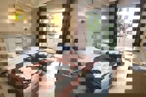 Excursiereis & Candan Apart