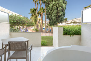 Woonvoorbeeld 2-persoonskamer standaard bubbelbad Magnus